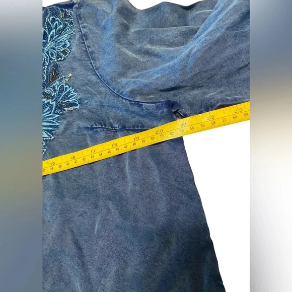 Soft Surroundings Montana Top in Blue Chambray - Picture 8 of 10